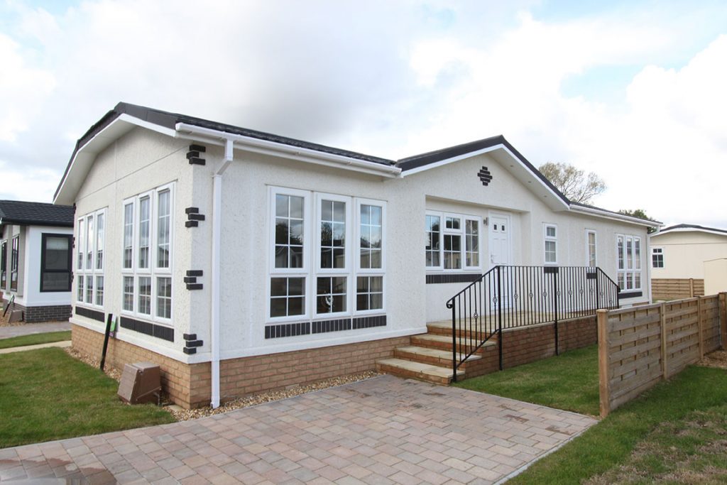 to the Omar Colorado Plot 44a Lechlade Court Turners Parks Group