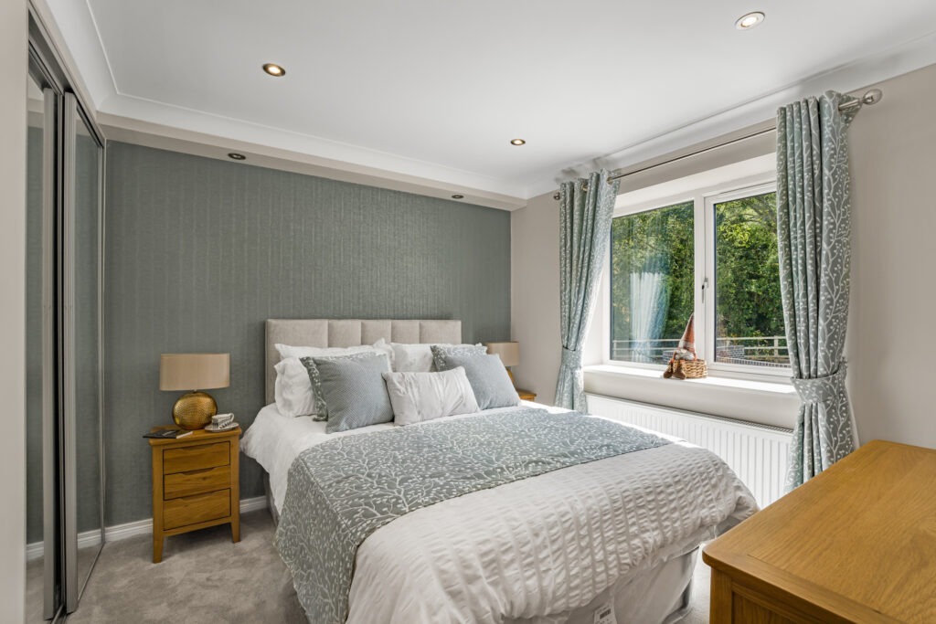 25 Roecliffe Park-21