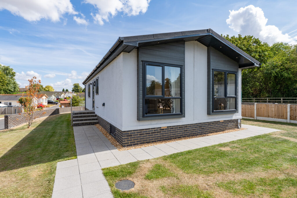 25 Roecliffe Park-31