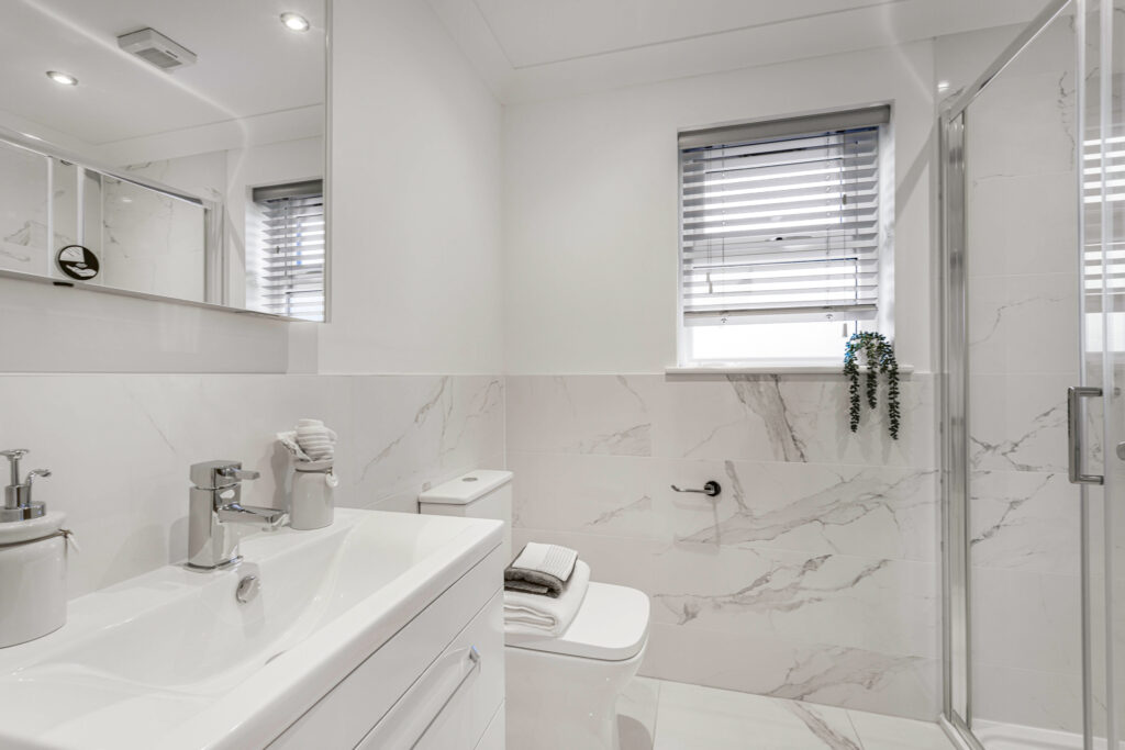 51 Cotswold Manor Park-20