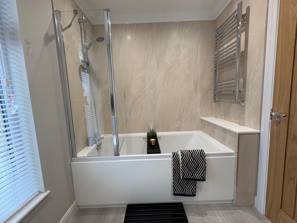 H Bathroom 2