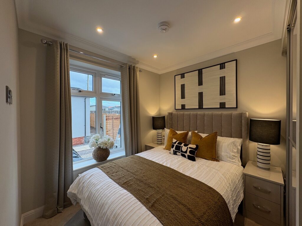 H Bedroom 2 a