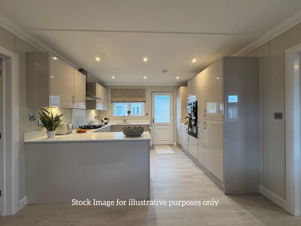 H Kitchen 1