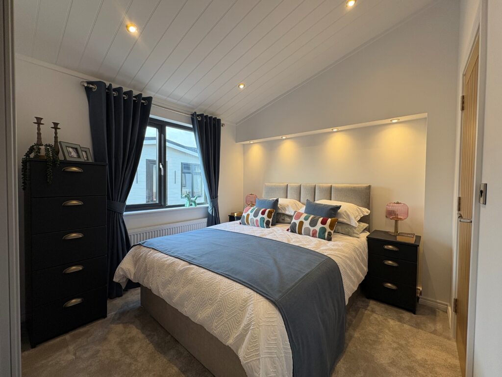 M Bedroom 2